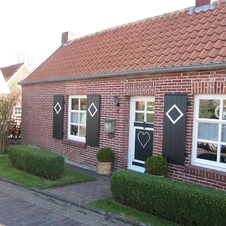 Holiday home Modernisiertes Und Hell Eingerichtetes Mit Eigenem Garten Ideal Fuer Familien
