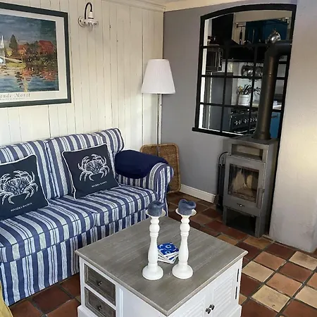 Holiday home Modernisiertes Und Hell Eingerichtetes Mit Eigenem Garten Ideal Fuer Familien *